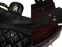 Load image into Gallery viewer, 極美品 CHANEL シャネル マトラッセ23 Wフラップ Wチェーンショルダーバッグ 2番台 ココマーク ラムスキン ブラック ゴールド金具 中古 4b004284