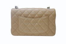 Load image into Gallery viewer, 極美品 CHANEL シャネル ミニマトラッセ 20 Sフラップ Sチェーンショルダーバッグ 27番台 ココマーク カーフスキン ベージュ 中古 4b004290