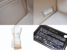 Load image into Gallery viewer, 極美品 CHANEL シャネル ミニマトラッセ 20 Sフラップ Sチェーンショルダーバッグ 27番台 ココマーク カーフスキン ベージュ 中古 4b004290