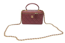 Load image into Gallery viewer, 極美品 CHANEL シャネル ヴァニティ チェーンショルダーバッグ AP2199 31番台 ココマーク ラムスキン ボルドー ゴールド金具 中古 4b004291
