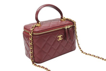 Load image into Gallery viewer, 極美品 CHANEL シャネル ヴァニティ チェーンショルダーバッグ AP2199 31番台 ココマーク ラムスキン ボルドー ゴールド金具 中古 4b004291