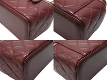 Load image into Gallery viewer, 極美品 CHANEL シャネル ヴァニティ チェーンショルダーバッグ AP2199 31番台 ココマーク ラムスキン ボルドー ゴールド金具 中古 4b004291