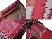 Load image into Gallery viewer, 極美品 CHANEL シャネル パッチワーク Sフラップ Wチェーンショルダーバッグ A65468 23番台 ココマーク ツイード レザー ピンク 中古 4b004310