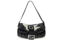 画像をギャラリービューアに読み込む, 極美品 FENDI フェンディ マンマバケット ウール ワンショルダーバッグ 16160590992 グレー ブラック ホワイト シルバー金具 中古 4b004311