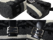 画像をギャラリービューアに読み込む, 極美品 FENDI フェンディ マンマバケット ウール ワンショルダーバッグ 16160590992 グレー ブラック ホワイト シルバー金具 中古 4b004311