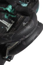 Load image into Gallery viewer, 極美品 LOUISVUITTON ルイヴィトン キーポルバンドリエール25 ハンドバッグ グラフィティ M21399 モノグラムエクリプスキャンバス 中古 4b004316