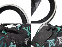 Load image into Gallery viewer, 極美品 LOUISVUITTON ルイヴィトン キーポルバンドリエール25 ハンドバッグ グラフィティ M21399 モノグラムエクリプスキャンバス 中古 4b004316