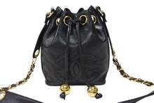 画像をギャラリービューアに読み込む, CHANEL シャネル ココマーク 巾着 斜め掛け チェーンショルダーバッグ 2番台 ラムスキン ブラック ゴールド金具 美品 中古 4b004321