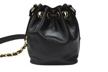 画像をギャラリービューアに読み込む, CHANEL シャネル ココマーク 巾着 斜め掛け チェーンショルダーバッグ 2番台 ラムスキン ブラック ゴールド金具 美品 中古 4b004321