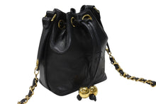 画像をギャラリービューアに読み込む, CHANEL シャネル ココマーク 巾着 斜め掛け チェーンショルダーバッグ 2番台 ラムスキン ブラック ゴールド金具 美品 中古 4b004321