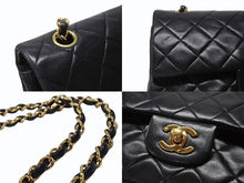 Load image into Gallery viewer, CHANEL シャネル マトラッセ23 Wフラップ Wチェーンショルダーバッグ 5番台 ラムスキン ココマーク ブラック ゴールド金具 美品 中古 4b004323