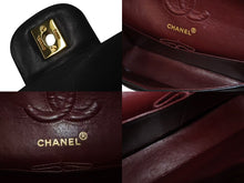 Load image into Gallery viewer, CHANEL シャネル マトラッセ23 ココマーク チェーンショルダー ブラック ラムスキン ゴールド金具 美品 中古 4b004325