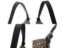 画像をギャラリービューアに読み込む, FENDI フェンディ マンマバケット ワンショルダーバッグ ズッカ柄 イタリア製 ベージュ ブラウン ブラックメタル金具 美品 中古 4b004330