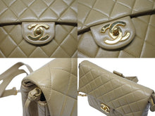 Load image into Gallery viewer, CHANEL シャネル リュック ココマーク マトラッセライン 3番台 1996年 05311 ラムスキン ベージュ ゴールド金具 美品 中古 4b004332