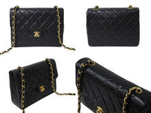 Load image into Gallery viewer, CHANEL シャネル ミニマトラッセ ココマーク チェーンショルダー ブラック ラムスキン A01163 ゴールド金具 美品 中古 4b004334