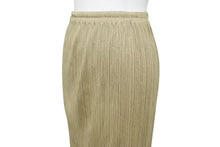 Load image into Gallery viewer, 極美品 ISSEY MIYAKE イッセイミヤケ PLEATS PLEASE プリーツプリーズ ロングスカート PP04-JG113 サイズ3 カーキ系 中古 4b004350
