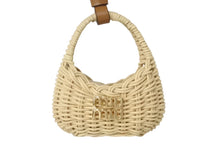 Load image into Gallery viewer, 極美品 MIUMIU ミュウミュウ ウィッカー トリック バッグチャーム ロゴ ミニ レザー ベージュ ブラウン ゴールド金具 中古 4b004355