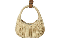 Load image into Gallery viewer, 極美品 MIUMIU ミュウミュウ ウィッカー トリック バッグチャーム ロゴ ミニ レザー ベージュ ブラウン ゴールド金具 中古 4b004355