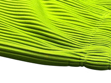 Load image into Gallery viewer, HOMME PLISSE ISSEY MIYAKE オム プリッセ イッセイミヤケ プリーツテーパードパンツ HP03JF141 グリーン 2 美品 中古 4b004375