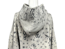 画像をギャラリービューアに読み込む, 極美品 SAINT MICHAEL セントマイケル × Dr.Woo ドクターウー フーディー SM-HR8-0000-C42 サイズXL グレー タトゥー 中古 4b004407