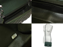 Load image into Gallery viewer, 極美品 CHANEL シャネル 横長 20cm ショルダーバッグ ランダム 25番台 ミニマトラッセショルダーチェーン グリーン系 キャビアスキン 中古 4b004431