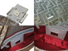 画像をギャラリービューアに読み込む, 極美品 FENDI フェンディ マンマバケット ワンショルダーバッグ 8BR600 ズッカ柄 ラインストーン ラメ シルバー ゴールド 中古 4b004444