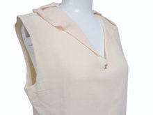 画像をギャラリービューアに読み込む, CHANEL シャネル ノースリーブ トップス P12688V07326 サイズ38 ココマーク ベージュ セーラー型 美品 中古 4b004451