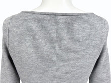 画像をギャラリービューアに読み込む, 極美品 CELINE セリーヌ クロップド カーディガン トップス 2A67S237P サイズXS 刺繍ロゴ ニット グレー 中古 4b004453