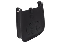 Load image into Gallery viewer, 新品未使用 HERMES エルメス エブリン TPM ショルダーバッグ ブラック K刻 トリヨンクレマンス シルバー金具 中古 4b004458