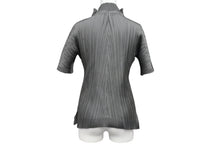 Load image into Gallery viewer, 極美品 ISSEY MIYAKE ME イッセイミヤケ スリーブ 総柄 カットソー IF62FJ21902 グレー 中古 4b004463