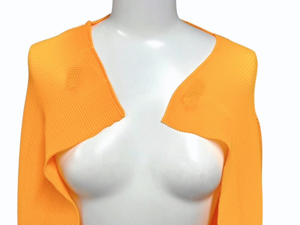 極美品 me ISSEY MIYAKE ミー イッセイミヤケ 長袖トップス MI31FO311 フリーサイズ プリーツ オレンジ 中古 4b004464