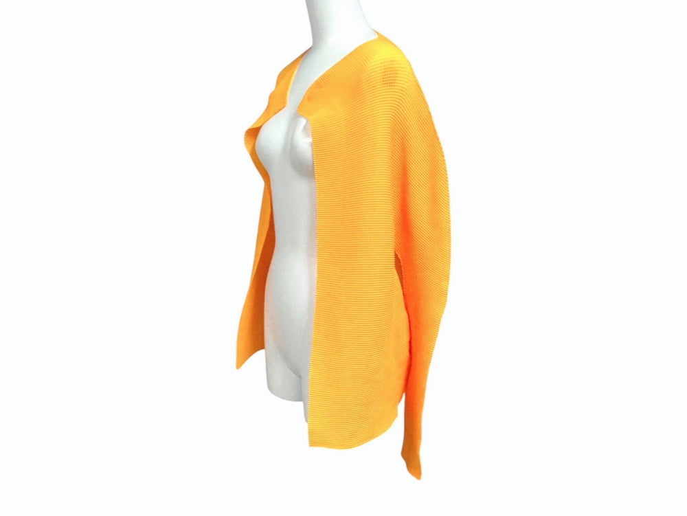 極美品 me ISSEY MIYAKE ミー イッセイミヤケ 長袖トップス MI31FO311 フリーサイズ プリーツ オレンジ 中古 4b004464