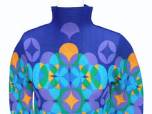画像をギャラリービューアに読み込む, 極美品 me ISSEY MIYAKE ミー イッセイミヤケ 長袖トップス MI11FJ141 フリーサイズ プリーツ ハイネック マルチカラー 中古 4b004475