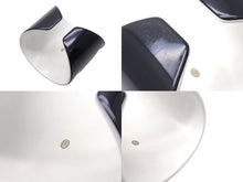 Load image into Gallery viewer, CHANEL シャネル バングル ブレスレット ココマーク 01P刻印 プラスチック ブラック ホワイト 美品 中古 4b004478