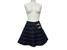 Load image into Gallery viewer, ALAIA アライア デニムフレアスカート AA9J03983153 サイズ36 ボーダーステッチ ネイビー ベルト 美品 中古 4b004491