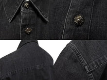 Load image into Gallery viewer, 極美品 CHROME HEARTS クロムハーツ デニム長袖シャツ サイズS クロスボールボタン CHクロスパッチ 2パッチ 2025年新作 ブラック 中古 4b004493