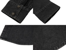 Load image into Gallery viewer, 極美品 CHROME HEARTS クロムハーツ デニム長袖シャツ サイズS クロスボールボタン CHクロスパッチ 2パッチ 2025年新作 ブラック 中古 4b004493