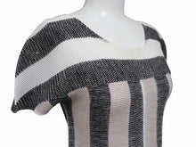 Load image into Gallery viewer, me ISSEY MIYAKE ミー イッセイミヤケ 総柄 プリーツ ワッフルブラウス MI41FK576 ホワイト ブラック ブラウン 良品 中古 4b004497