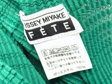 Load image into Gallery viewer, ISSEY MIYAKE ME イッセイミヤケ FETE フェット 長袖Tシャツ カットソー IF84FJ7812 グリーン 美品 中古 4b004499