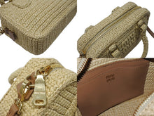 Load image into Gallery viewer, 新品同様 MIIUMIU ミュウミュウ アルカディ クロシェ ハンドバッグ 5BB123 ラフィア ベージュ ブラウン ゴールド金具 中古 4b004552