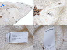 Load image into Gallery viewer, 新品未使用 CHROME HEARTS クロムハーツ STAR PATCHES CASHMERE BALACLAVA スターパッチ ブロンズクロスボールボタン カシミヤ バラクラバ ホワイト 中古 4b004571