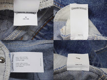Load image into Gallery viewer, 新品未使用 CHROME HEARTS クロムハーツ × Levi's リーバイス セメタリークロスパッチ デニムミニスカート サイズ29 9パッチ 中古 4b004572