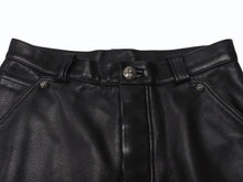 Load image into Gallery viewer, 極美品 CHROME HEARTS クロムハーツ フレアニー レザーカーペンターパンツ サイズ31 クロスボールボタン ゴートレザー ブラック 中古 4b004590