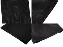 Load image into Gallery viewer, 極美品 CHROME HEARTS クロムハーツ フレアニー レザーカーペンターパンツ サイズ31 クロスボールボタン ゴートレザー ブラック 中古 4b004590