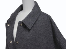 Load image into Gallery viewer, 極美品 CHROME HEARTS クロムハーツ ROLA ローラ ウール長袖シャツ サイズM クロスボールボタン シルバー925 グレー 中古 4b004595
