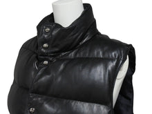 Load image into Gallery viewer, CHROME HEARTS クロムハーツ STIFF スティッフ レザーダウンベスト サイズXS クロスボール ダガージップ ラムレザー ブラック 美品 中古 4b004600