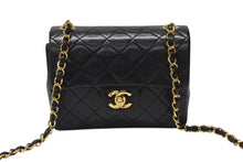 画像をギャラリービューアに読み込む, 極美品 CHANEL シャネル ミニマトラッセ 17 チェーンショルダーバッグ 2番台 ラムスキン ココマーク ブラック 中古 4b004615