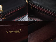 画像をギャラリービューアに読み込む, 極美品 CHANEL シャネル ミニマトラッセ 17 チェーンショルダーバッグ 2番台 ラムスキン ココマーク ブラック 中古 4b004615