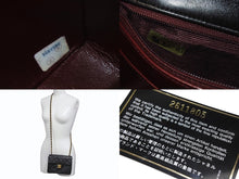 画像をギャラリービューアに読み込む, 極美品 CHANEL シャネル ミニマトラッセ 17 チェーンショルダーバッグ 2番台 ラムスキン ココマーク ブラック 中古 4b004615