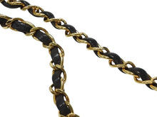 Load image into Gallery viewer, 極美品 CHANEL シャネル マトラッセ23 Wフラップ Wチェーンショルダーバッグ 2番台 ココマーク ラムスキン ブラック ゴールド金具 中古 4b004617